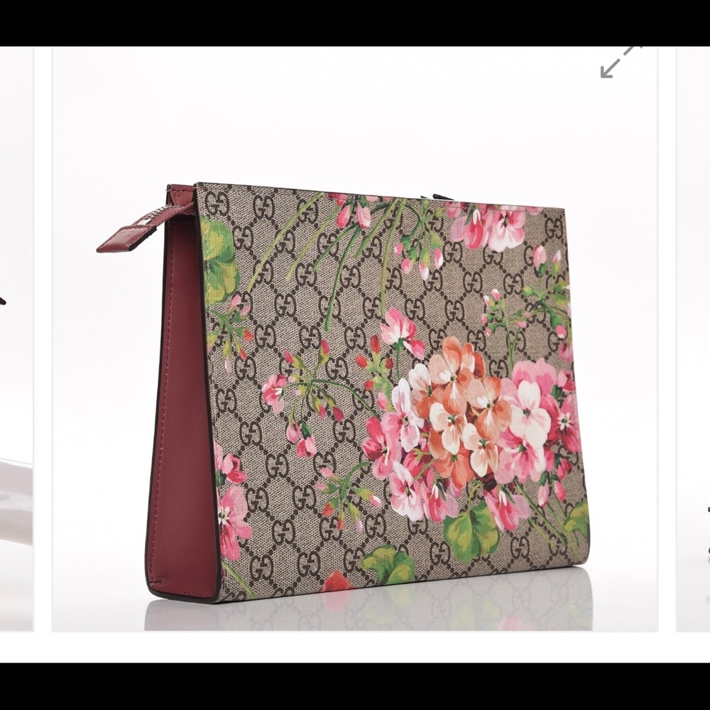 GUCCI BLOOM large pouch/ cosmetic bag with strap.